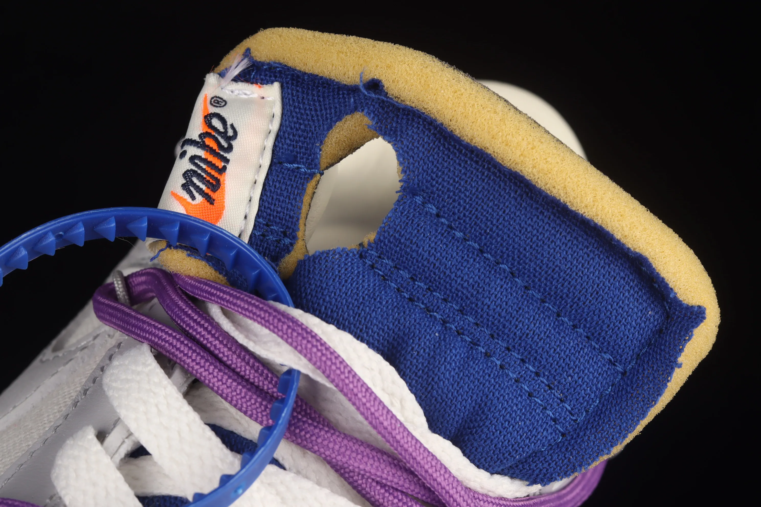 All Categories Nk SB Dunk Series Nk SB Dunk Low Low-top sneakers Pure original version OF x Nk Dunk Low OW Gray SB smashed backboard fashion casual sneakers DM1602-107